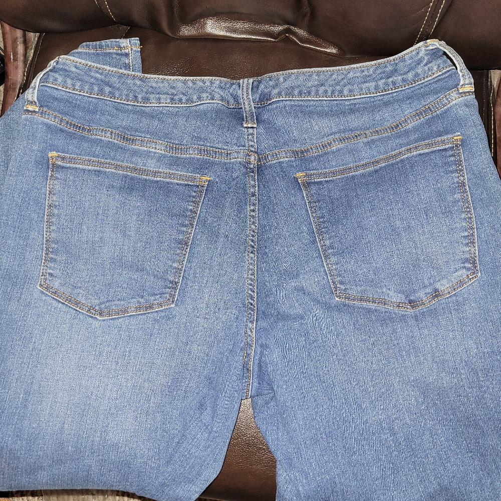 Universal Thread Skinny Jeans - Picture 6 of 6
